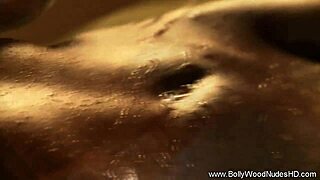 i explore the erotic life of indian girls