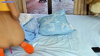 i play with my pussy using a big dildo until i cum.