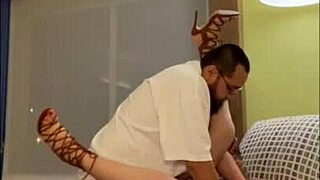 Sweet treat after a long day with her sexy dress on 😍