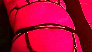 noche de modelo featuring amateur milf with small tits in sexy massage