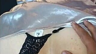 I fuck my neighbor's wife when he works.