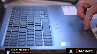 omg, sasha rose’s pretty ass gettin plumbed by huge cock, so hottt