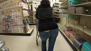 Huge Ass Busting Out Of Jeans During Exhibitionist Shopping