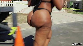 Victoria Cakes' Huge Ebony Ass Dominates the Scene