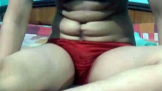 Kavita strips her dress on webcam