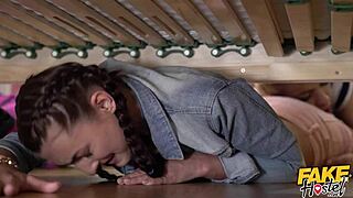 Stuck under bed in fake hostel? Hero rescues petite babes with thick cock for threesome 😏