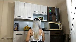 Maid bangs boss while wife’s away 😈