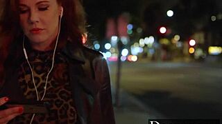 Hey, Maitland Ward is showing her students a real dark lesson with intense face sitting!