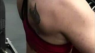 Fit Milf Gets Pounded Hard in Car After Gym