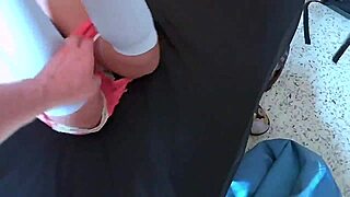 linda jovencita gamer mexicana me cojo a mi hermanastra por el culo mientras juega con su nintendo parte 1