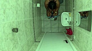 Hey, she went to pee at her friend’s bathroom and got drilled!