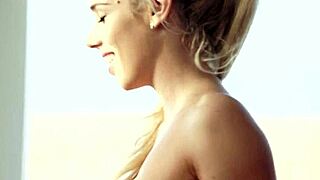 european girlfriend bounces on lovers cock in beautiful amateur glamour