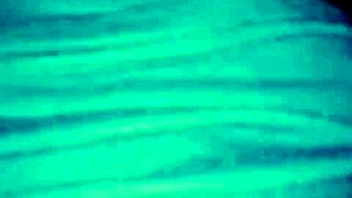 Watch this close-up couch creampie fuck?