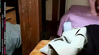 2 mecs baisent une salope punk making-of 😜