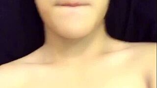 gay vietnamese guys show off cute blowjob and handjob live on blued, so hot and sexy 😍