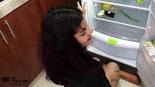 Damn, banging my hermanastra’s tight pussy right in the kitchen!