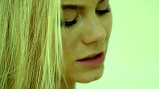 lesbea pretty blondes mary rock n nancy a sharin pussy lickin orgasms...so good!