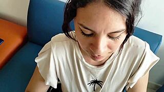 Mi Hermanastra Infiel Entra Desnuda Para Chupar Polla Colombiana