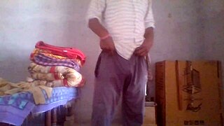 I want a virgin pussy, hairy and ready for hardcore gay action.