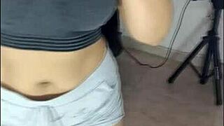 this mature woman gives money for sex