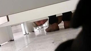 Amateur gay's bathroom action in a mall