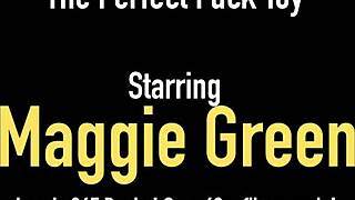 Super thick babes maggie green in lesbian cowgirl!