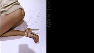 Haley, a blonde with a passion for BBCs, squirts and gets a facial