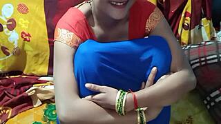 Hot homemade video of Indian housewife getting gang banged by her friends