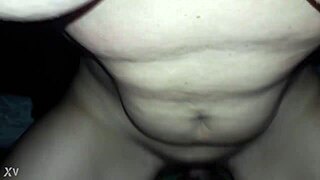 Delícia sits deeply on the big dick until the hilt, then milks it with her mouth thoroughly.