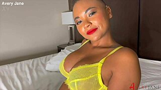 Anal creampie with the beautiful ass worshiping amateur, Musa Phoenix
