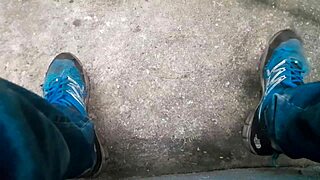 Gay Brasileiro Masturbates in the Woods!