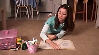 Teen Pokes Crayon Deep Inside Her Tight Little Cunt for Solo Fun