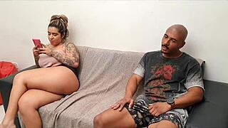 Loira Gostosa Da O Cu Sem Pena Para Amigo Do Marido Enquanto Ele Esta No Trabalhar - Completo So Para Assinantes