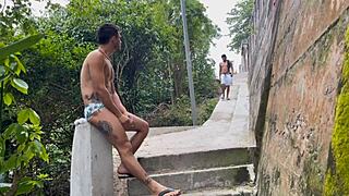 तवा एफ1 ने ट्रेल पर रॉनी ऐसलान को पकड़ा और जोरदार चोदा