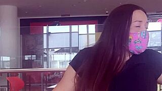 Upss Agujero Equivocado Por El Culo A La Milf Del Centro Comercial Sexo Anal Casero Y Real Termina Con Su Culo Lleno De Semen 1