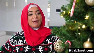 uhh, muslim girl givin’ her virginity as chrismtas gift, ya know