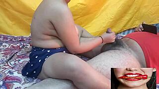 My Indian girlfriend gives a footjob in the bath