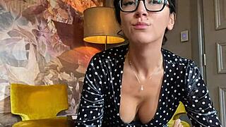 Intense sex therapy session with hot psychologist.