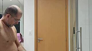 Beautiful couple’s homemade porn: Cum in mouth and hairless moments