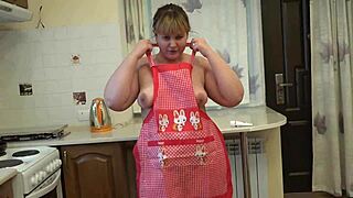 BBW stuffs cucumber into hairy ass intensely