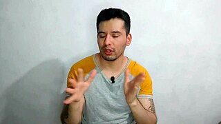 young doctor gets fucked by his boss with a huge 23cm cock in the hospital cubicle, what a hot story