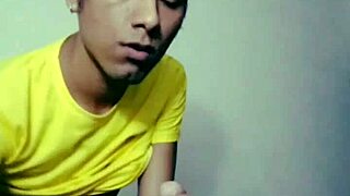 i'm suckin' this hairy argentinian guy's delicious cock with sloppy blowjobs, amateurs gay fun