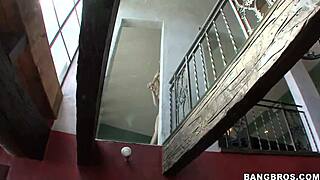 I desire this stunning blonde milf as my mommy.