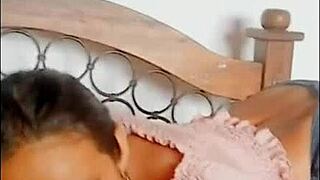 Sexo duro y delicioso con milf y latino caliente