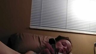 Redhead Plays With Toys In Solo Masturbation Session