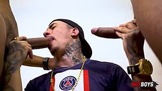 Pirocudo passionately fucks the attractive passive partners in a group scene