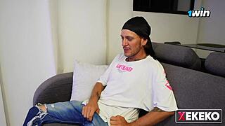 Colombian stepsister alone at home bangs delivery guy, ending with a creamy finish.