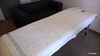 Married woman gets a happy ending from a professional masseur