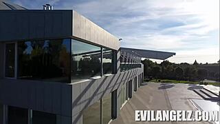 Hey, let's play doctor with Raul and Mary! 😏