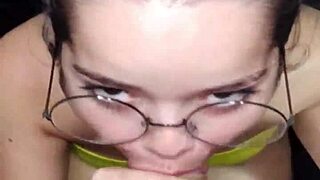 just got out of the shower and white moon gave a blowjob for a facial 😏